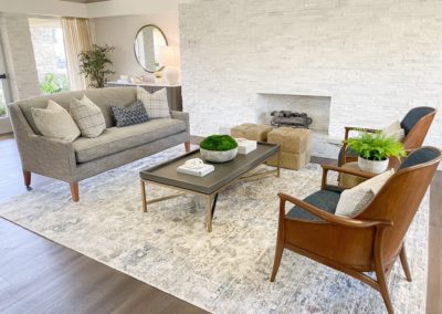 Lobby and lounging area at Berkley Post-Acute